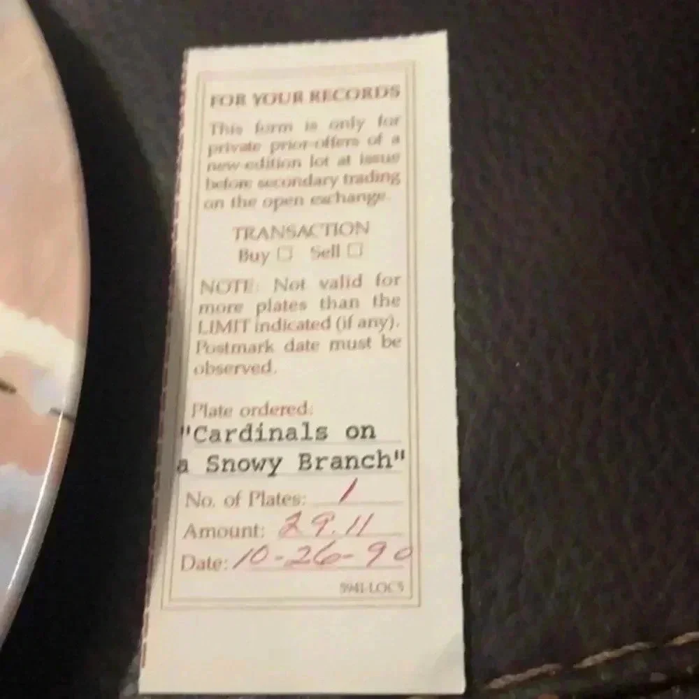 Cardinals on‎ a snowy branch collector plate